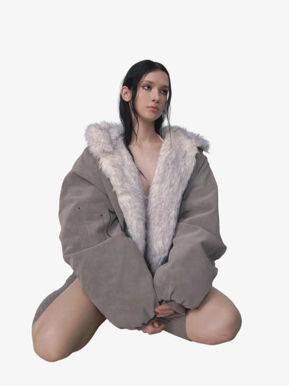 Winter Warmth Bomber Jacket with Faux Fur Trim - Stylish and Cozy Outerwear for Cold Weather