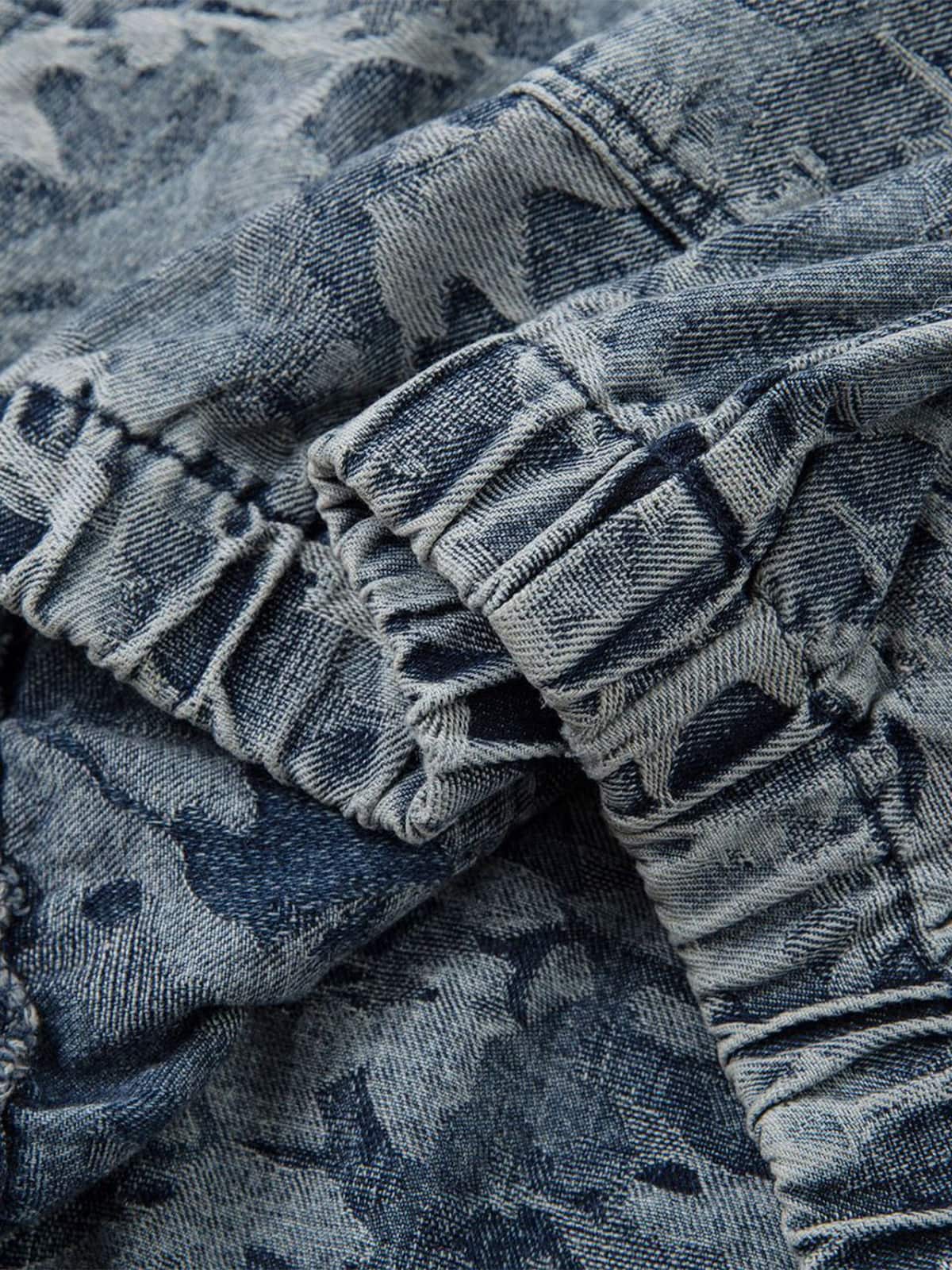 Camouflage Print Denim Hoodie with Front Pocket - Perfect for Casual and Streetwear Styles