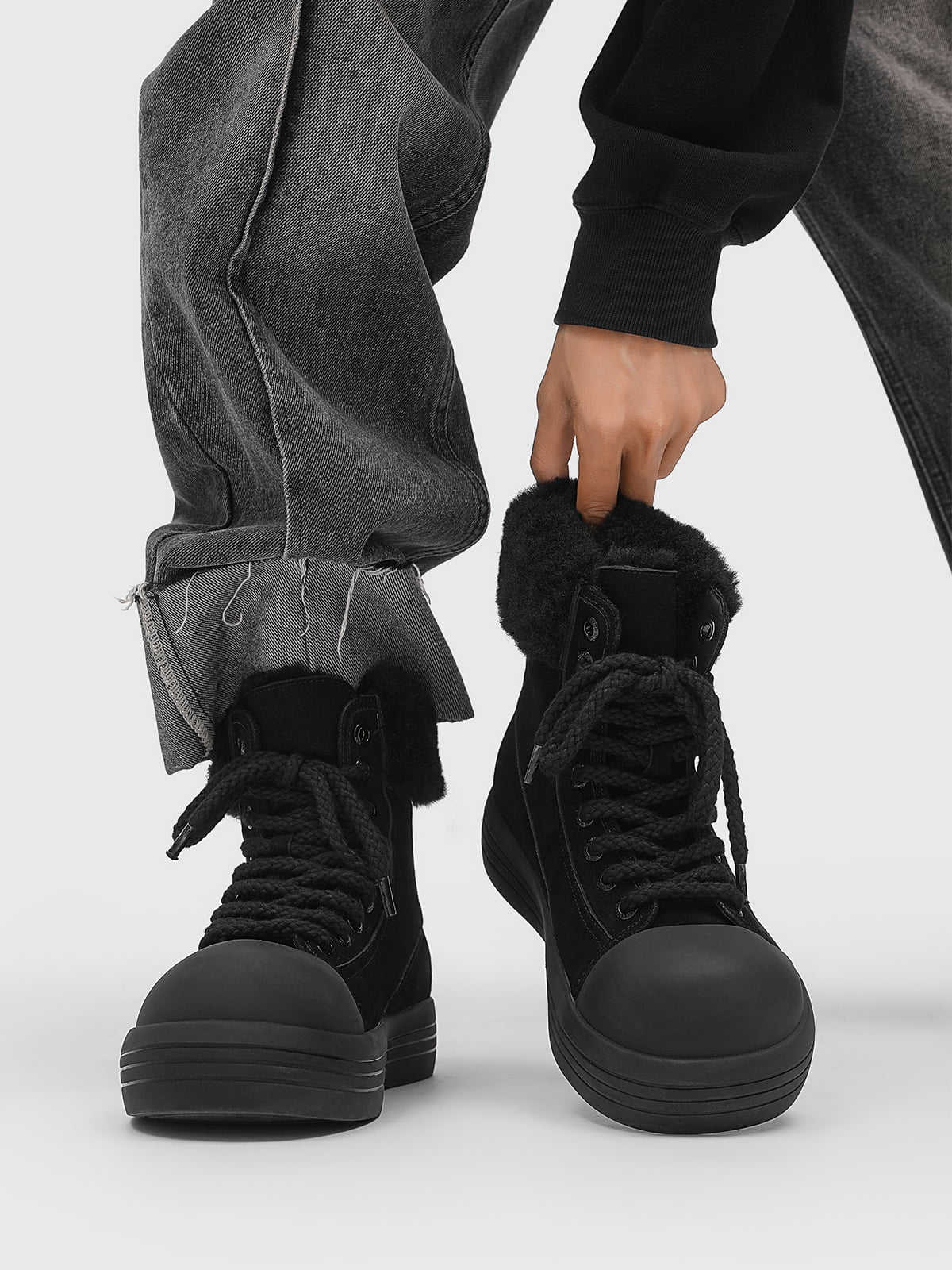 Winter Warmth High-Top Sneaker Boots with Fuzzy Collar