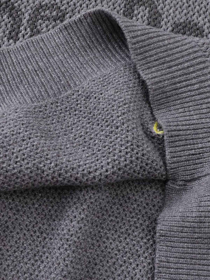 Stylish Hooded Sweater with Embroidered Graphics for Casual Wear