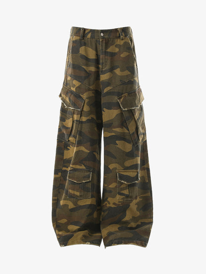 Camouflage Cargo Pants with Distressed Pockets - Perfect for Casual and Outdoor Adventures