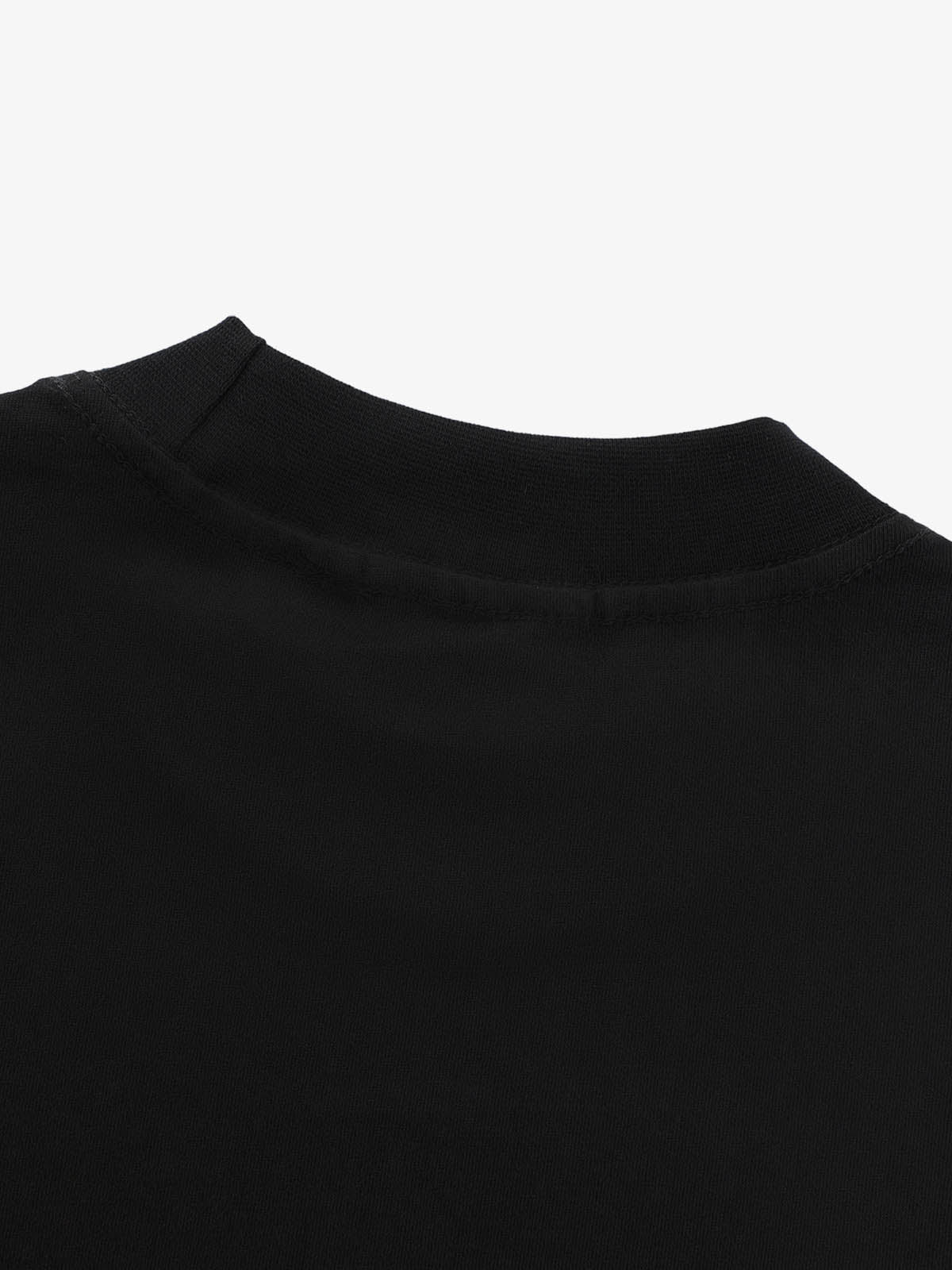 Trendy Graphic Long Sleeve T-Shirt for Men - Perfect for Casual and Festive Wear