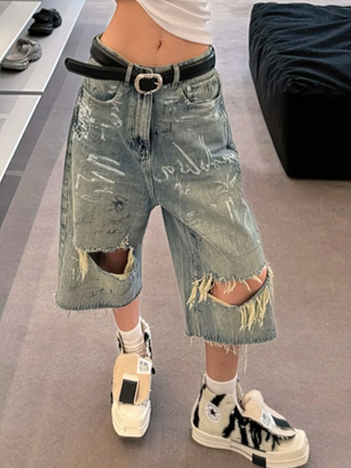 Ripped Hand-Painted Graffiti Ripped Jorts