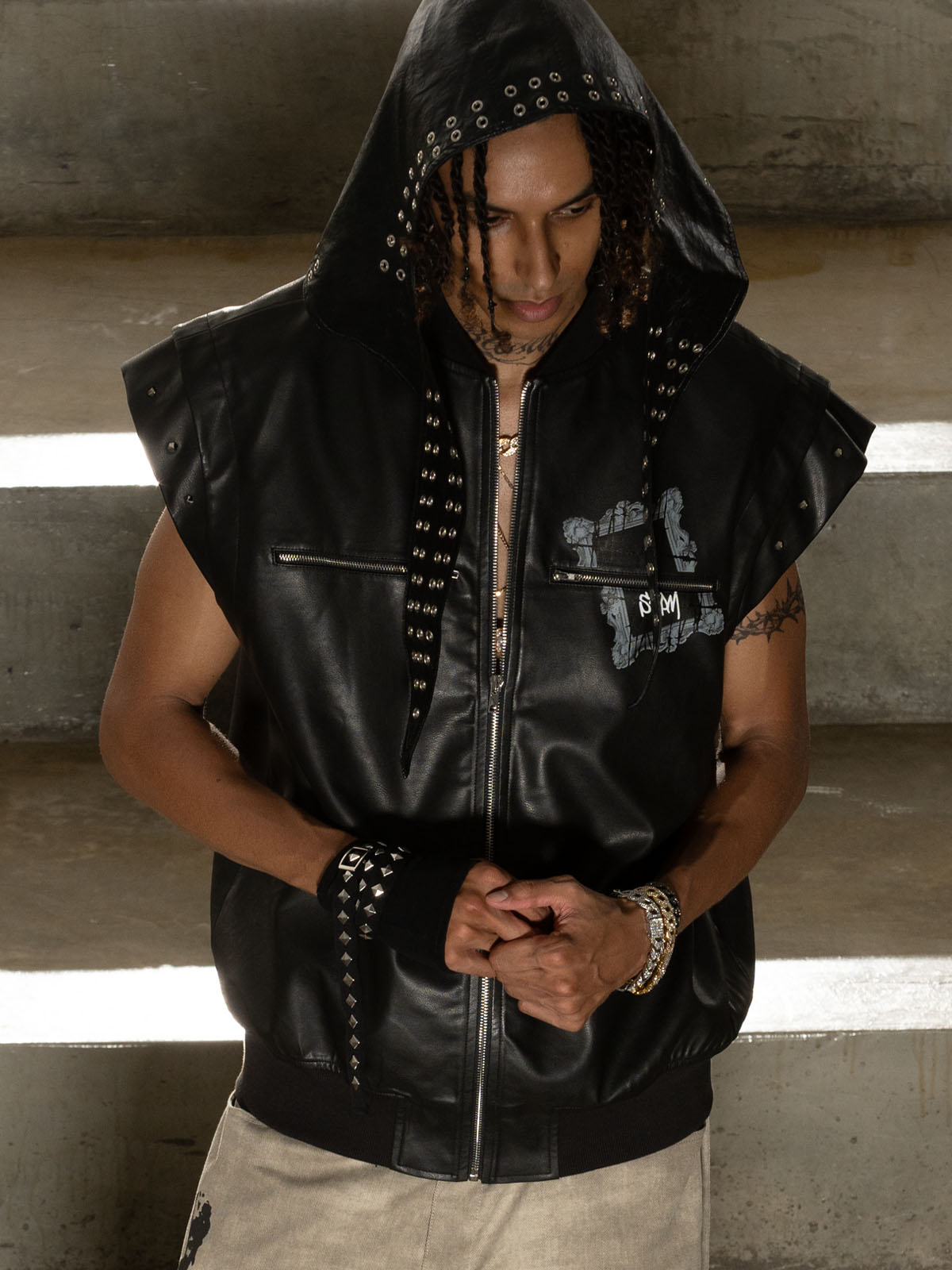 Thorn Destruction Frame Pattern Leather Vest