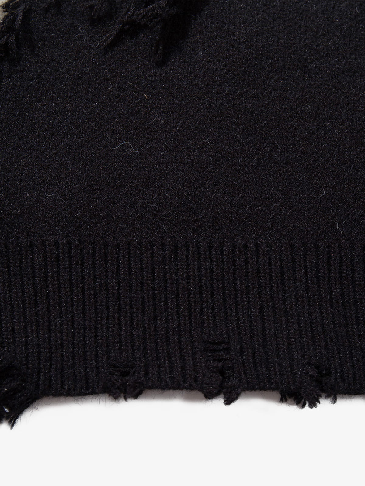 Skull Pattern Knit Sweater - Trendy and Cozy for Casual Wear