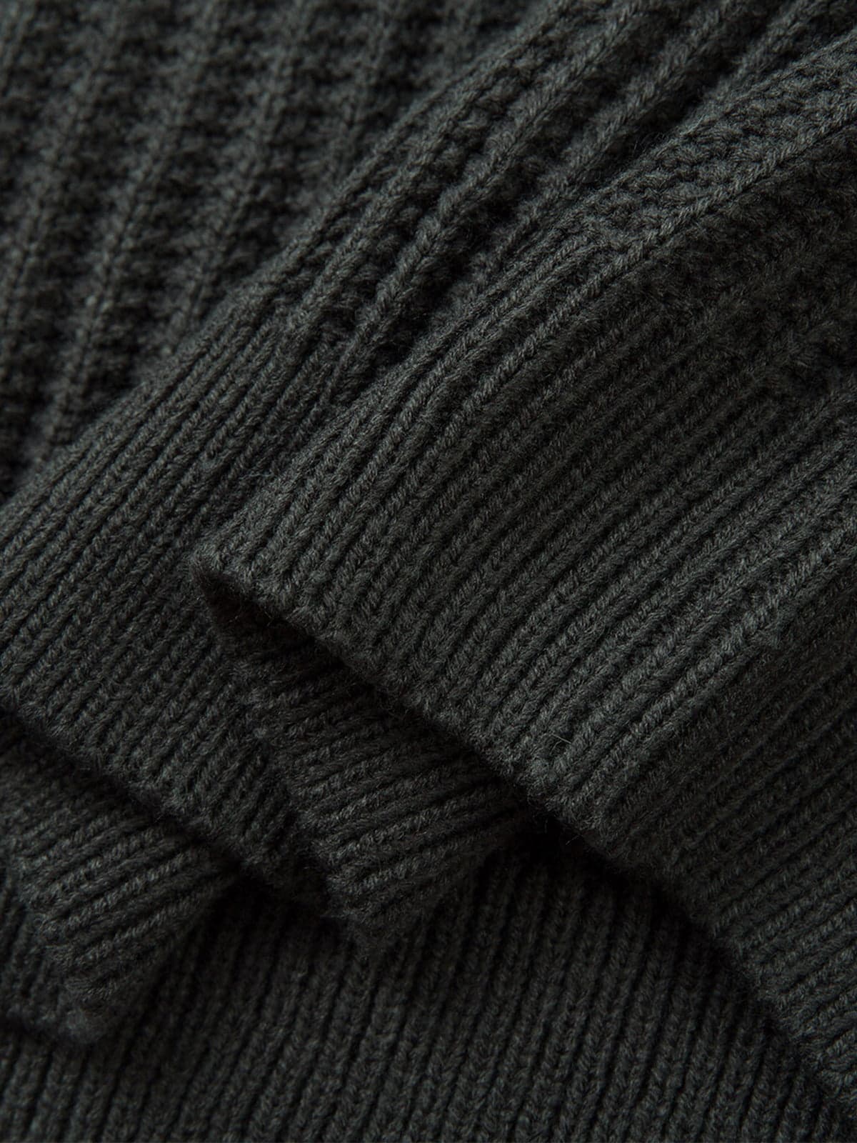 Men's Ribbed Half-Zip Sweater - Stylish and Cozy for Everyday Wear
