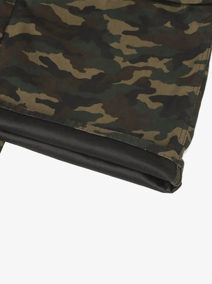 Camo-Contrast Cargo Shorts with Utility Pockets