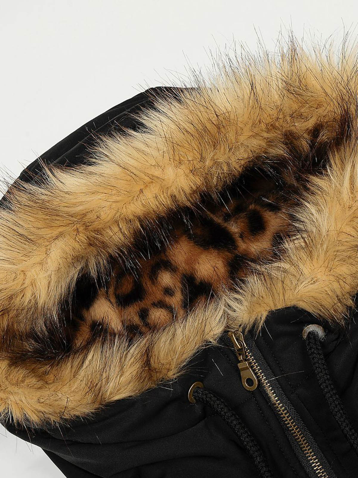 Winter Essential Puffer Jacket with Detachable Fur Hood - Perfect for Cold Weather