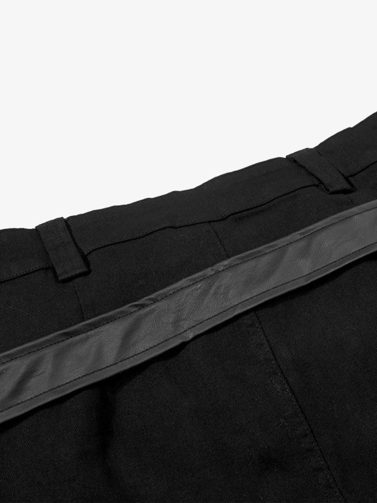 Plaid Jacket with Zipper Detail and Keychain Accessory - Perfect for Casual Outfits