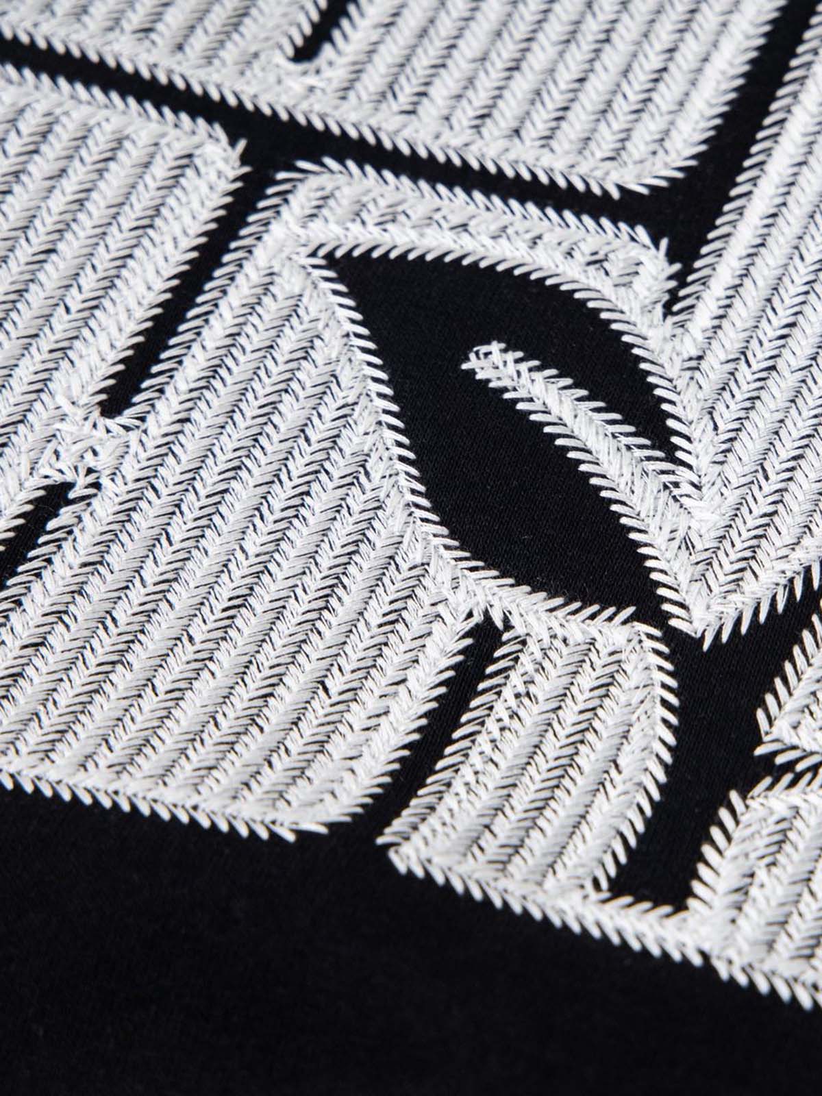 Stylish Hoodie with Unique Graphic Design for Casual Wear