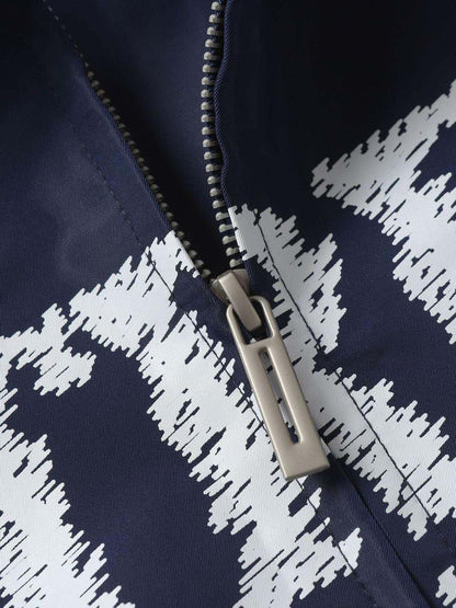 Stylish Bomber Jacket with Bold Graphic Design for Everyday Wear
