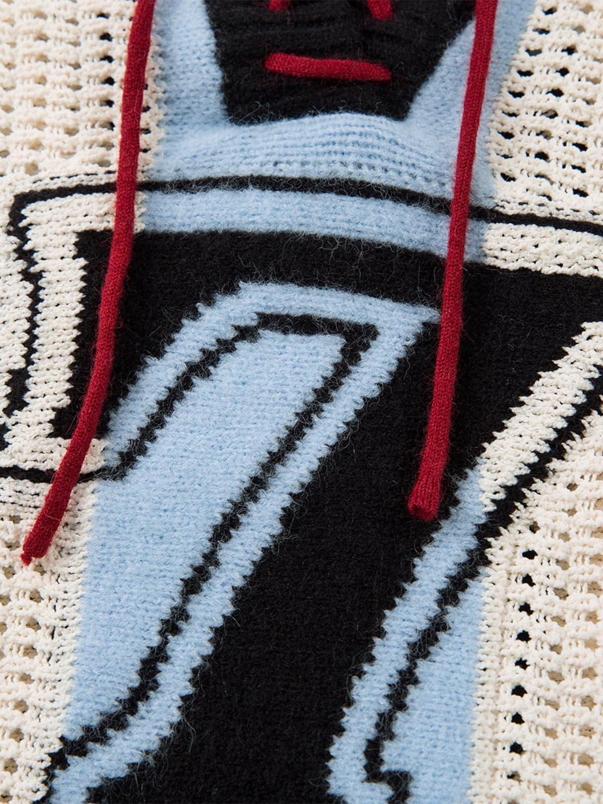 Stylish Contrast Panel Zip-Up Sweater for Casual and Sporty Looks