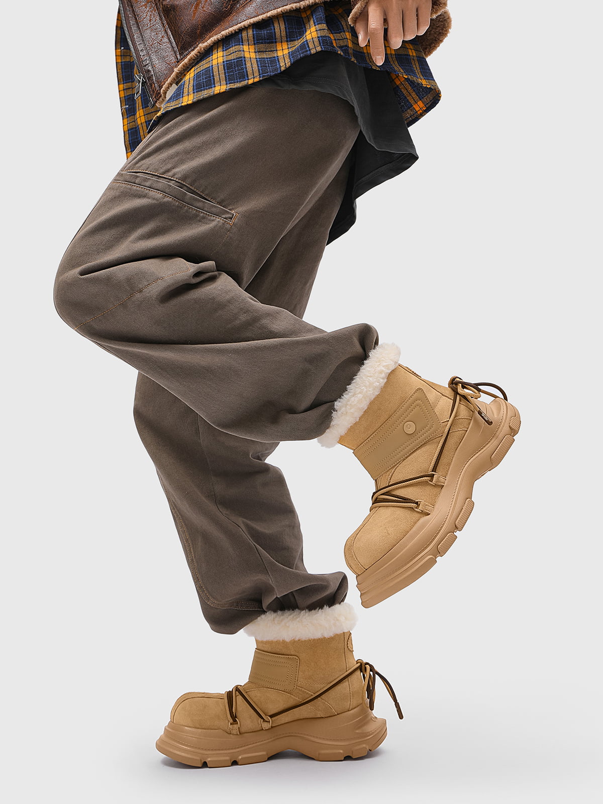 White Low-top Sneakers with Perforated Design for Casual Wear