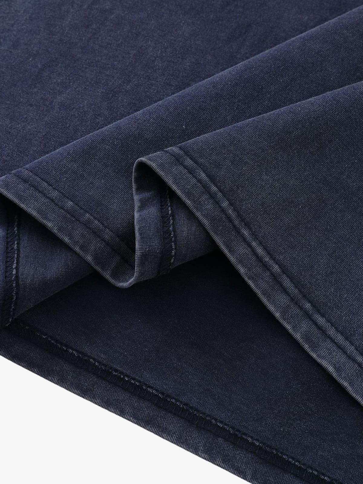 Retro-Inspired Long Sleeve Graphic Tee for Casual Wear