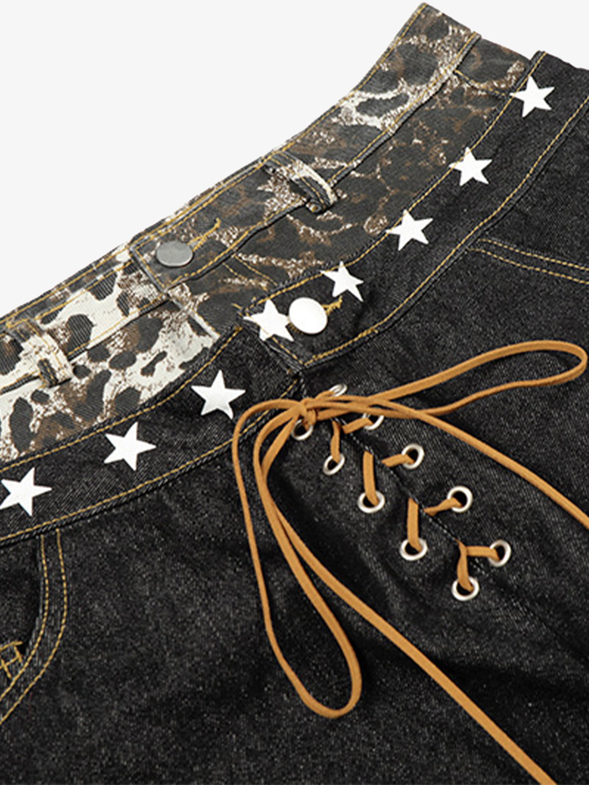 Stylish Wide-Leg Jeans with Unique Star Waistband Design for Men and Women