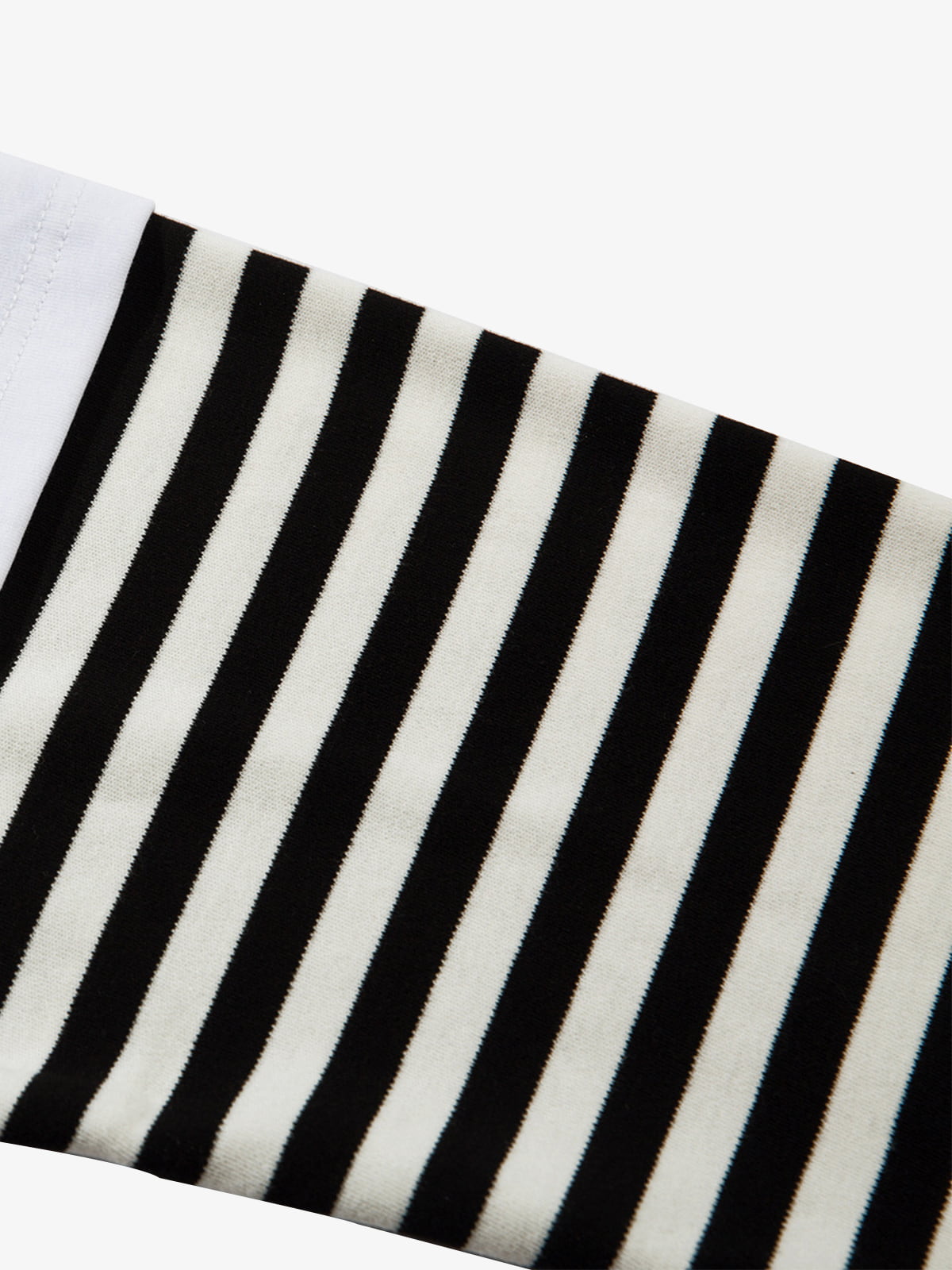 Skull Pattern Knit Sweater for Casual and Festive Wear