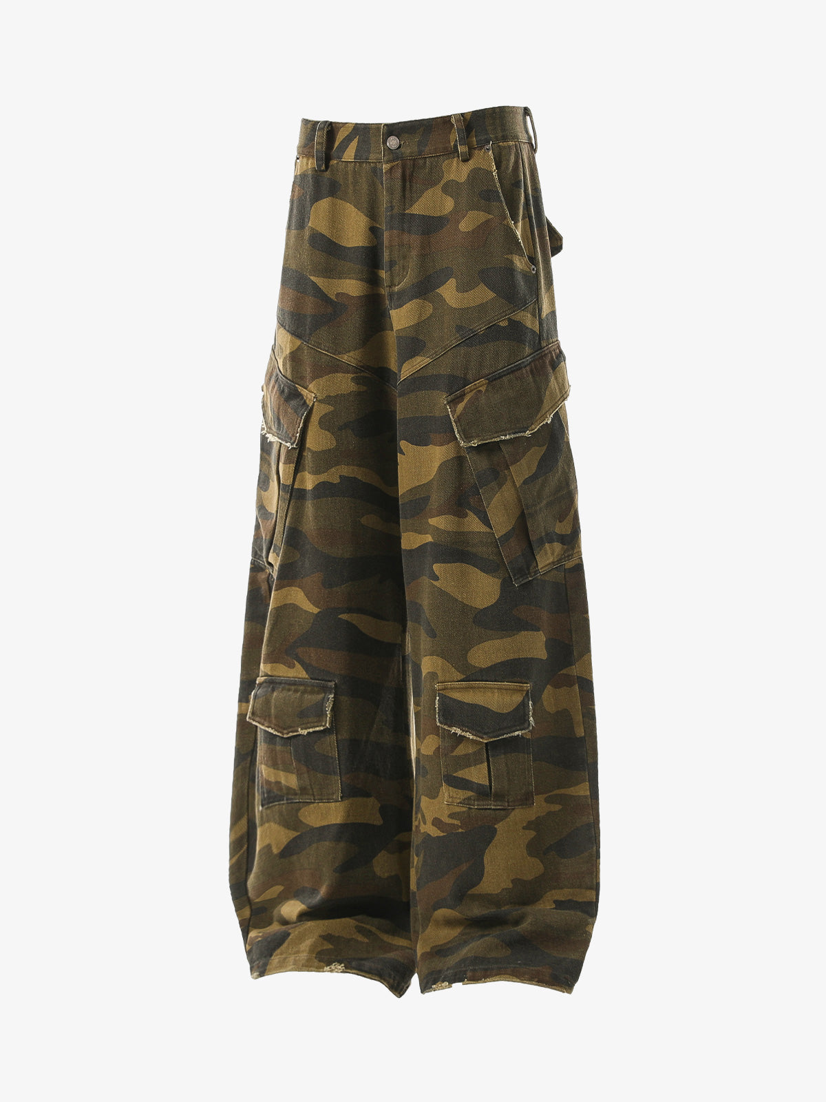 Camouflage Cargo Pants with Distressed Pockets - Perfect for Casual and Outdoor Adventures