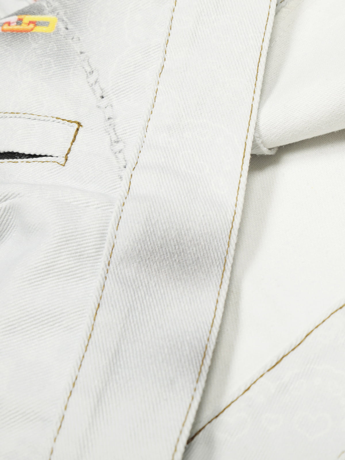 Stylish Embellished Denim Jacket for Women - Perfect for Casual and Trendy Looks