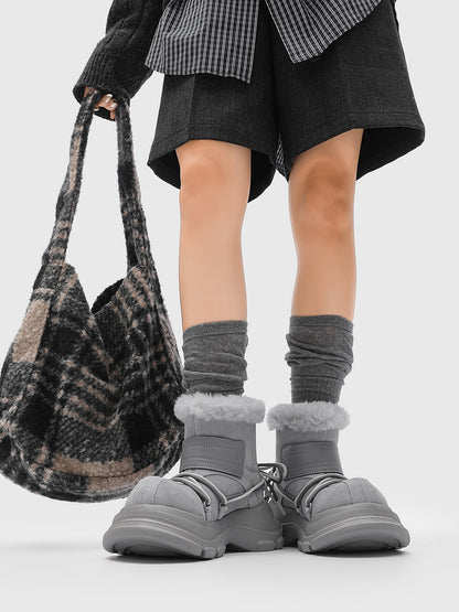 White Low-top Sneakers with Perforated Design for Casual Wear