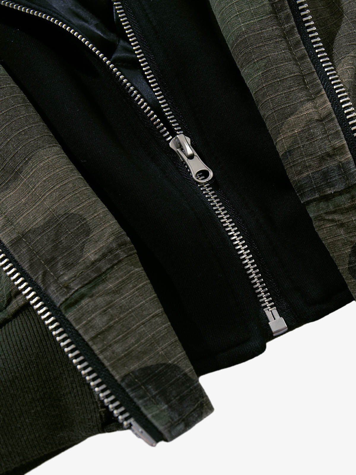 Camouflage Bomber Jacket with Detachable Hood - Perfect for Casual and Outdoor Adventures