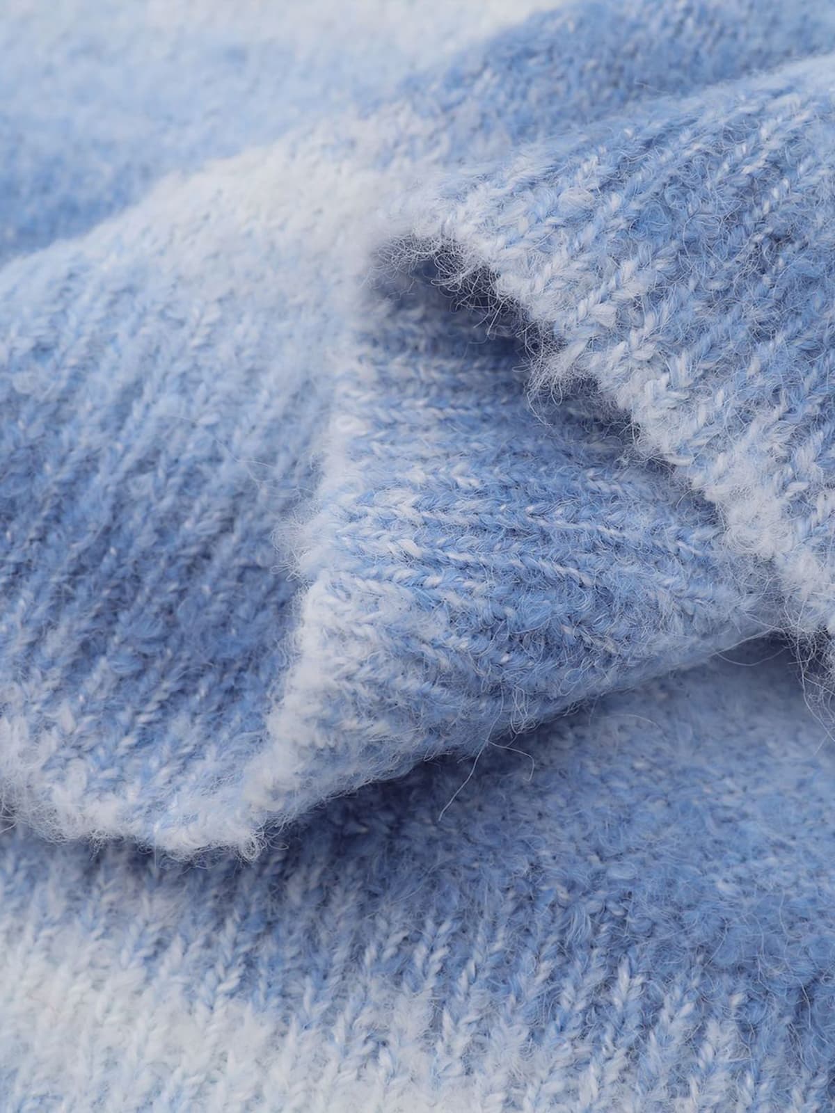 Striped Crew Neck Sweater for Women - Stylish and Cozy Winter Knitwear