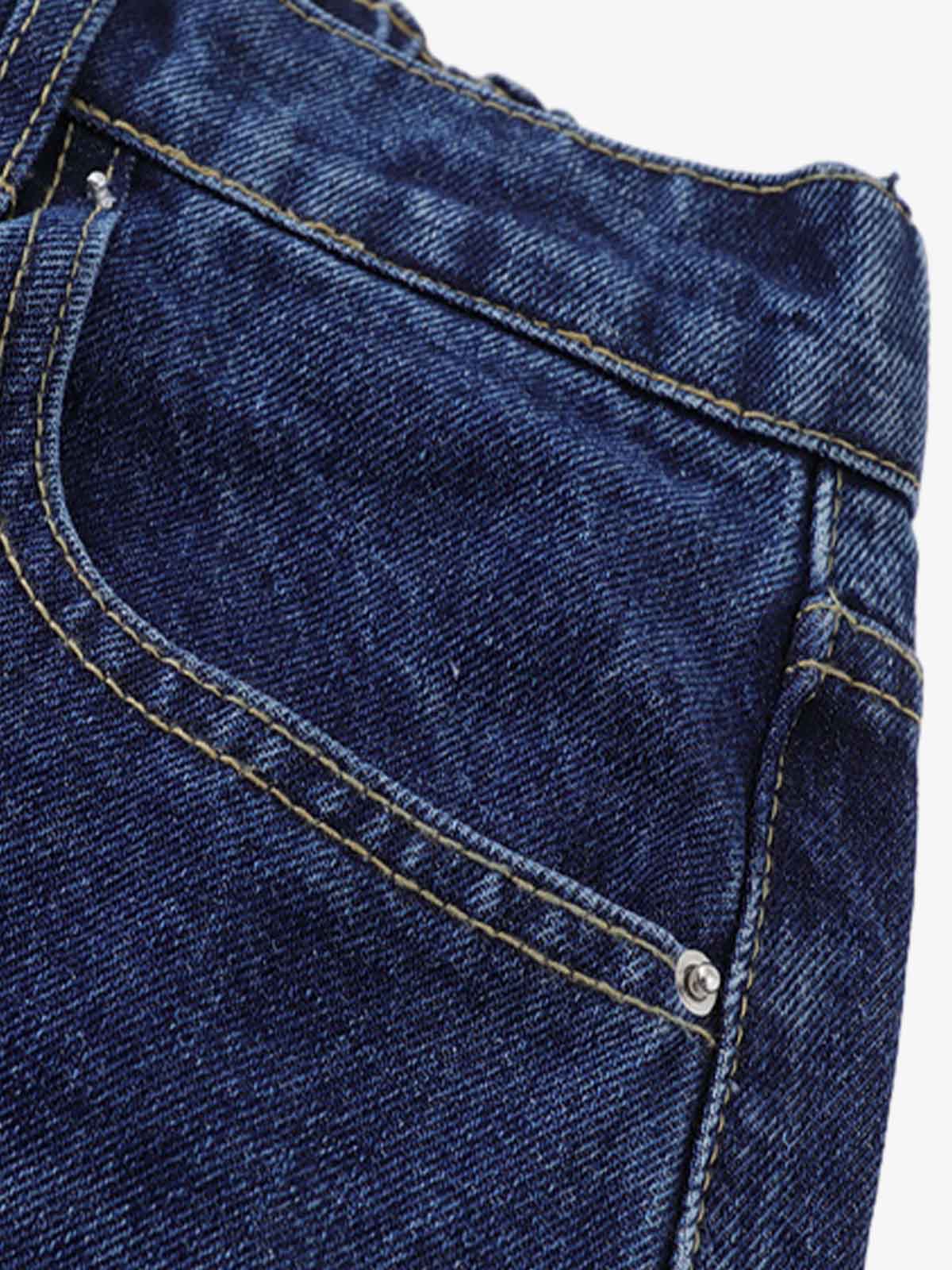 Stylish Star-Patch Denim Shorts for Summer - Perfect for Casual Outings and Festivals