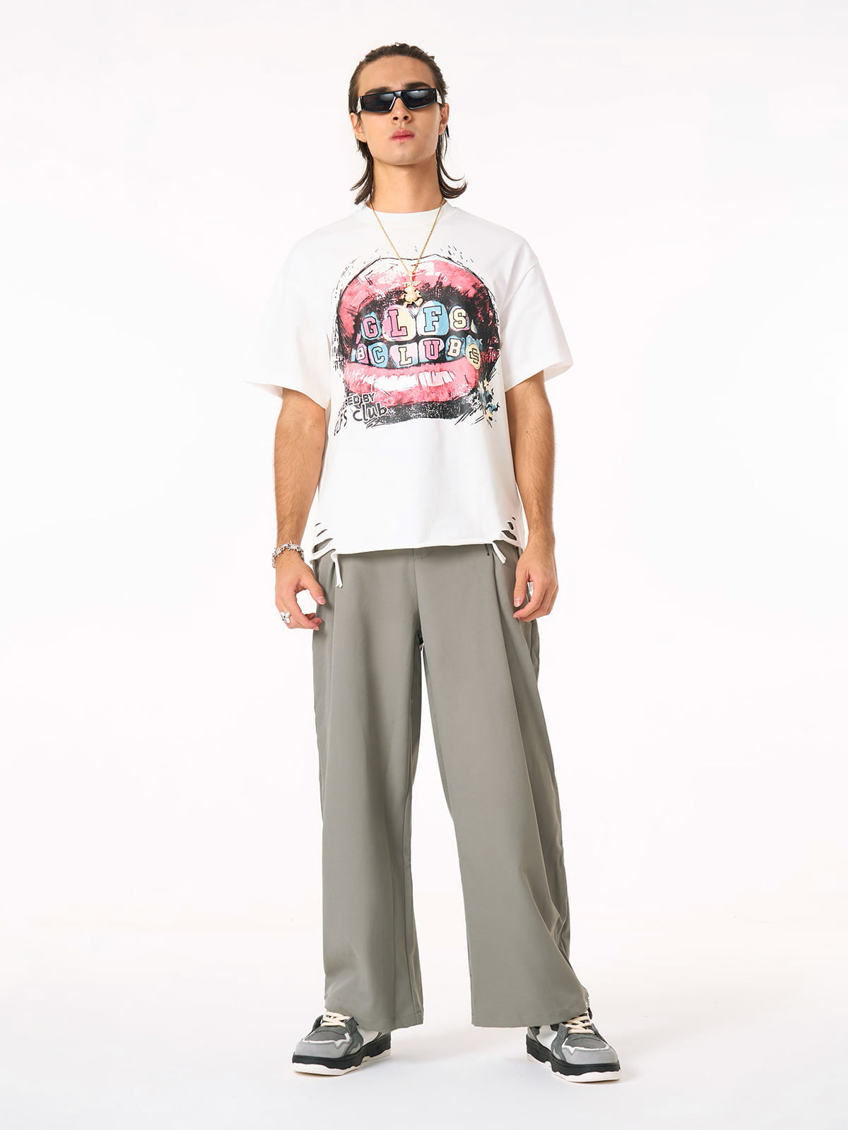 Retro Letter Lip Graphic T-Shirt