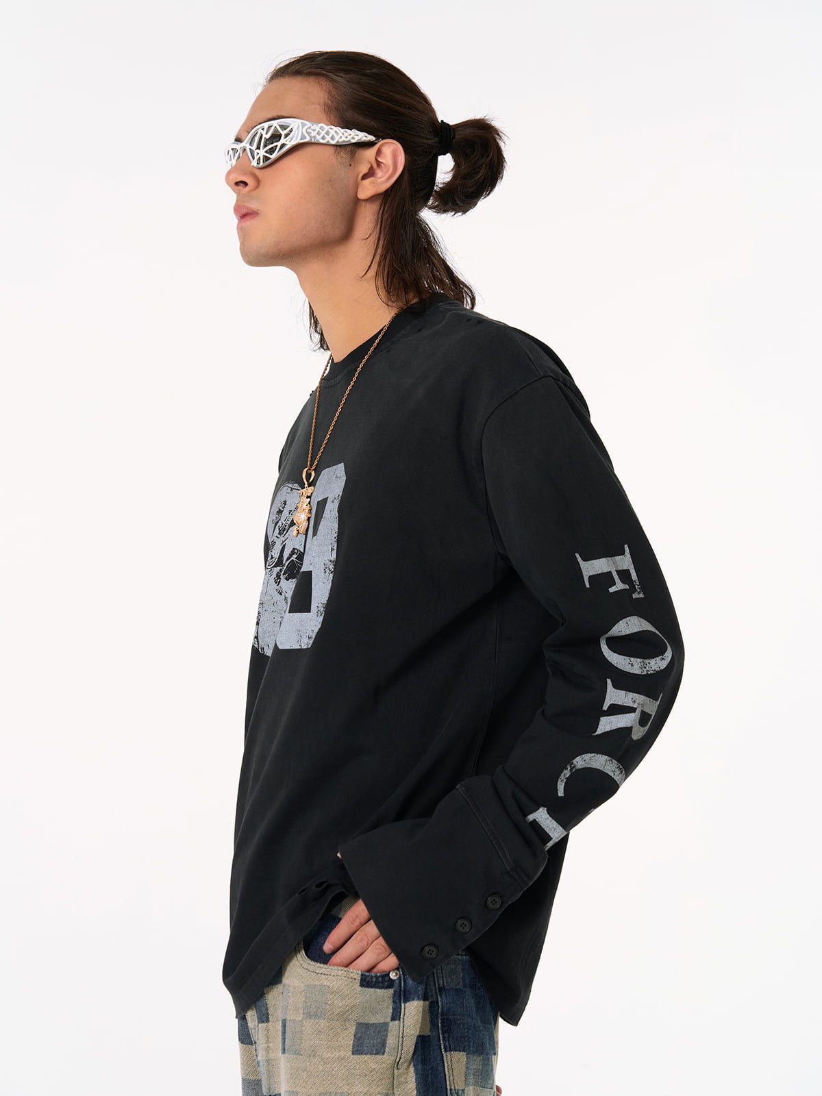 Distressed NO. 09 Long Sleeve T-Shirt