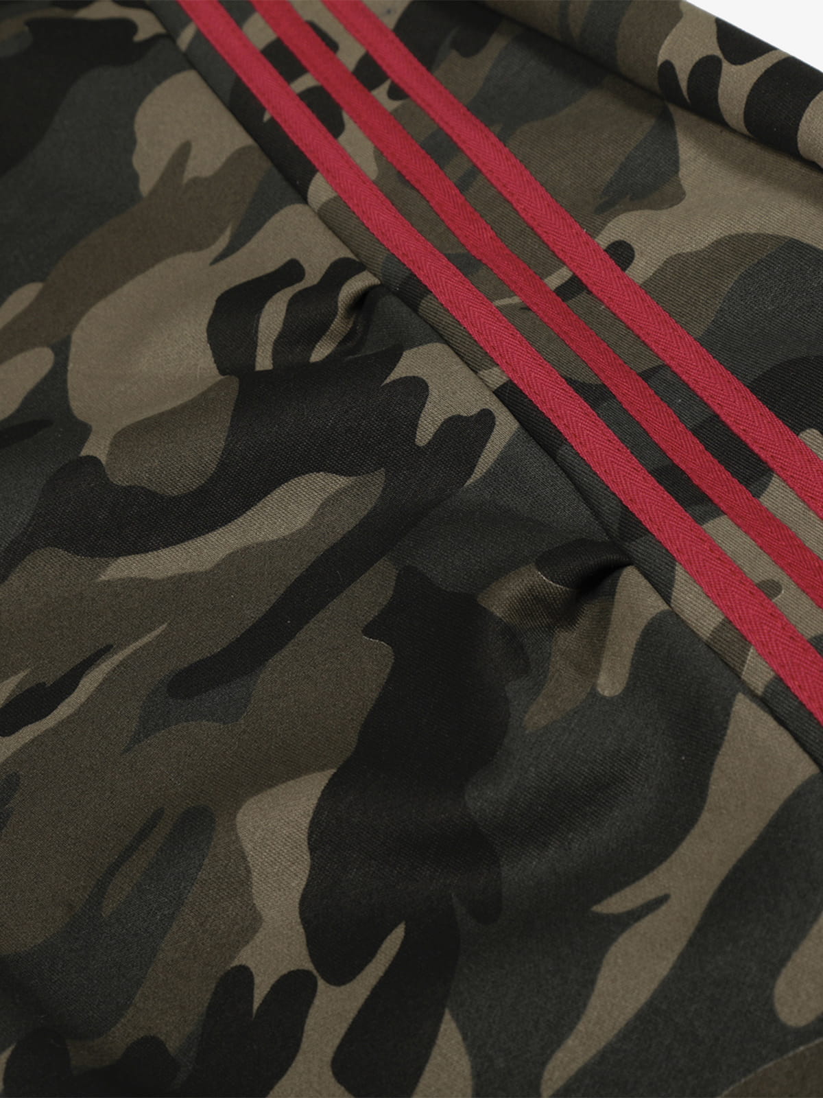 Camouflage Wide-Leg Pants with Red Stripes and Embroidery for Casual Wear