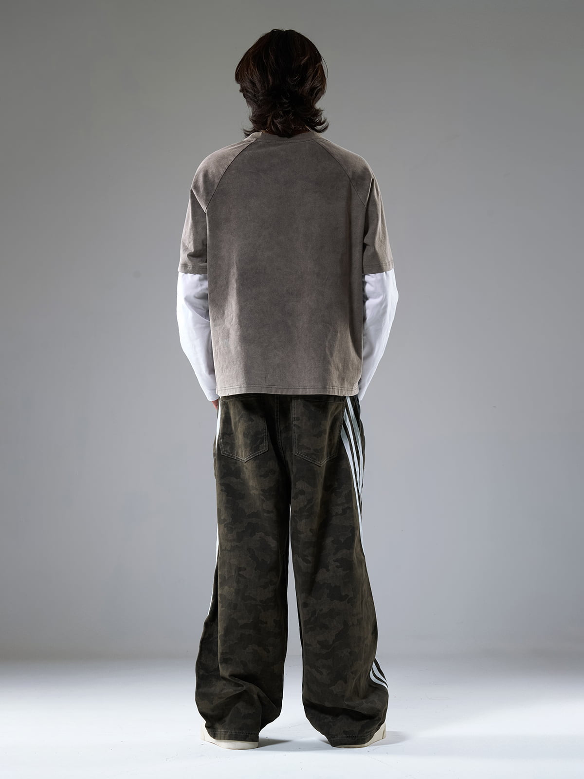 Unique Wide-Leg Denim Pants with Artistic Spider Design for Fashion Lovers