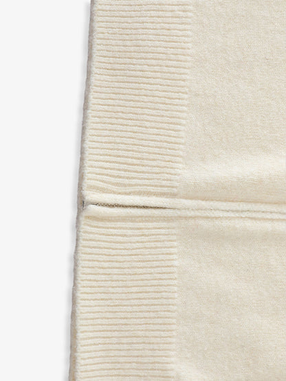 Stylish Star-Embellished Zip-Up Sweater for Casual Elegance