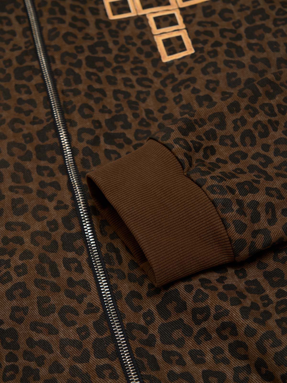 SUPM Letter Graffiti Cross Frame Leopard Print Set