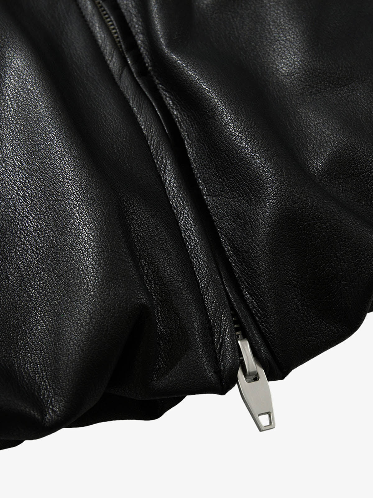 Stylish Black Leather Jacket with Zipper Detail for Modern Fashionistas