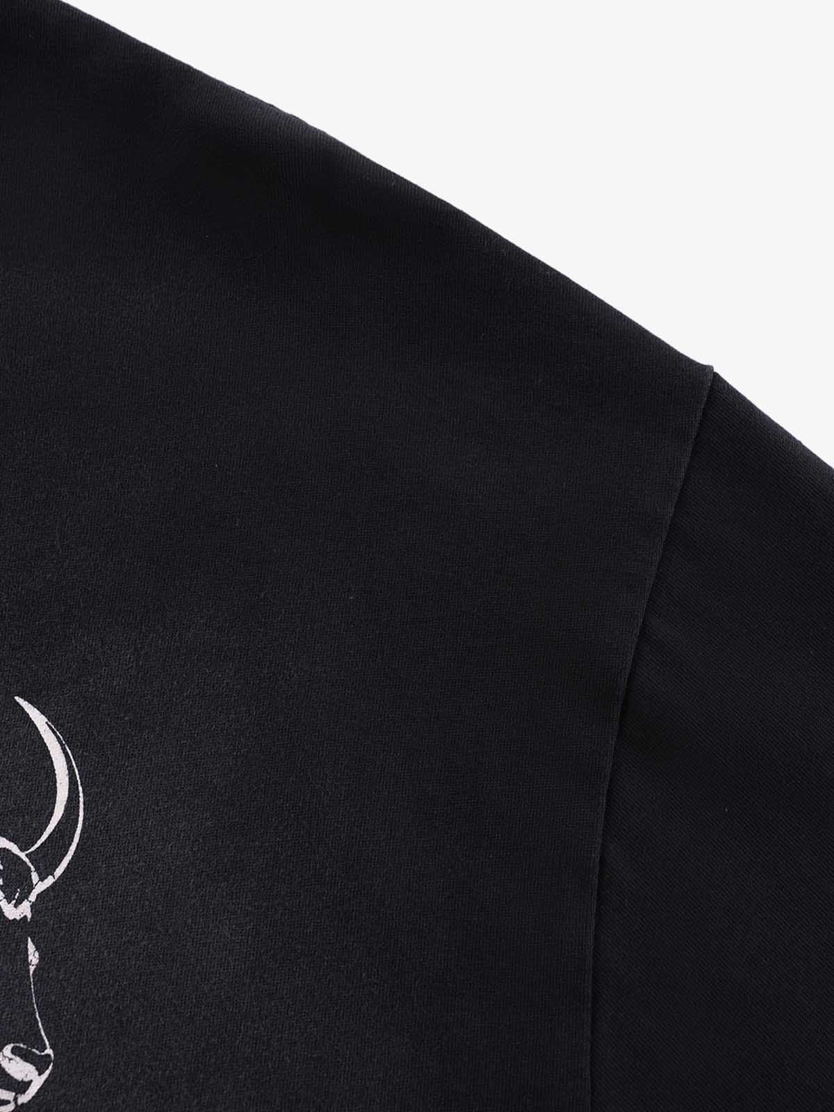 Skeleton Bull Graphic Long Sleeve T-Shirt - Perfect for Casual and Streetwear Styles