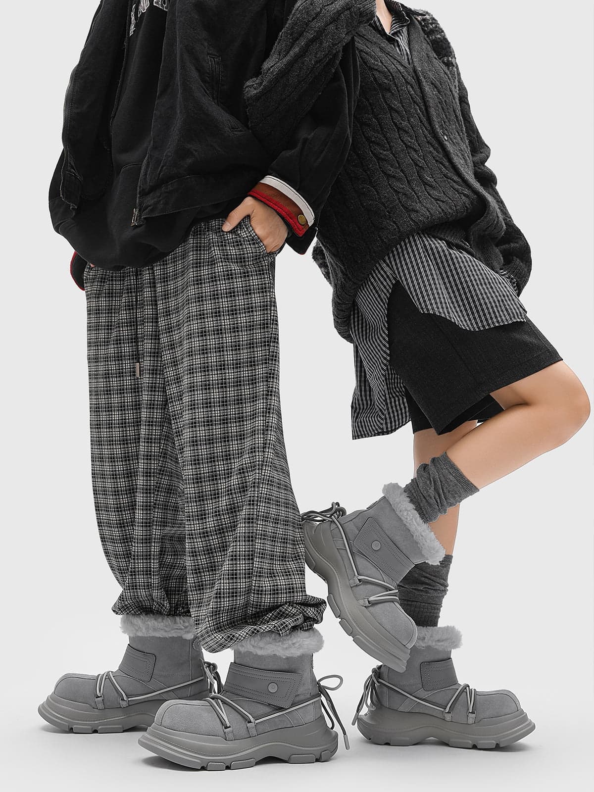 White Low-top Sneakers with Perforated Design for Casual Wear