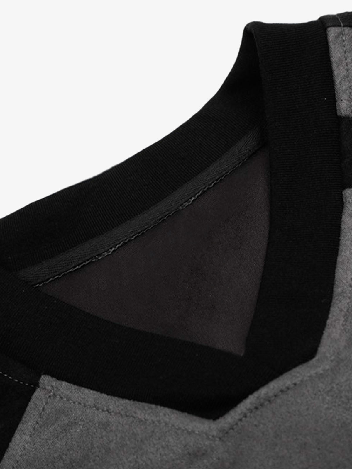 Suede 90 Digital Printed V-Neck Short Sleeve T-Shirt