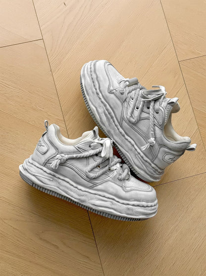 Height-Enhancing Sneakers with Hidden 7.0cm Lift for Everyday Wear