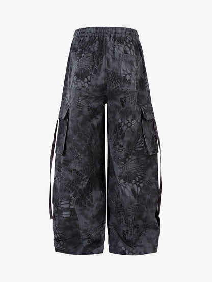 Plaid Jacket with Zipper Detail and Keychain Accessory