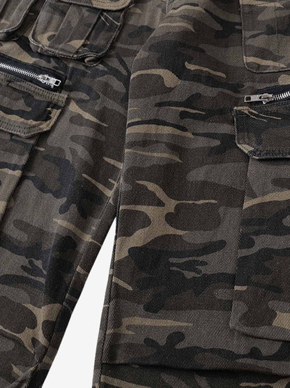 Camouflage Cargo Pants for Men - Stylish and Functional Design with Multiple Pockets