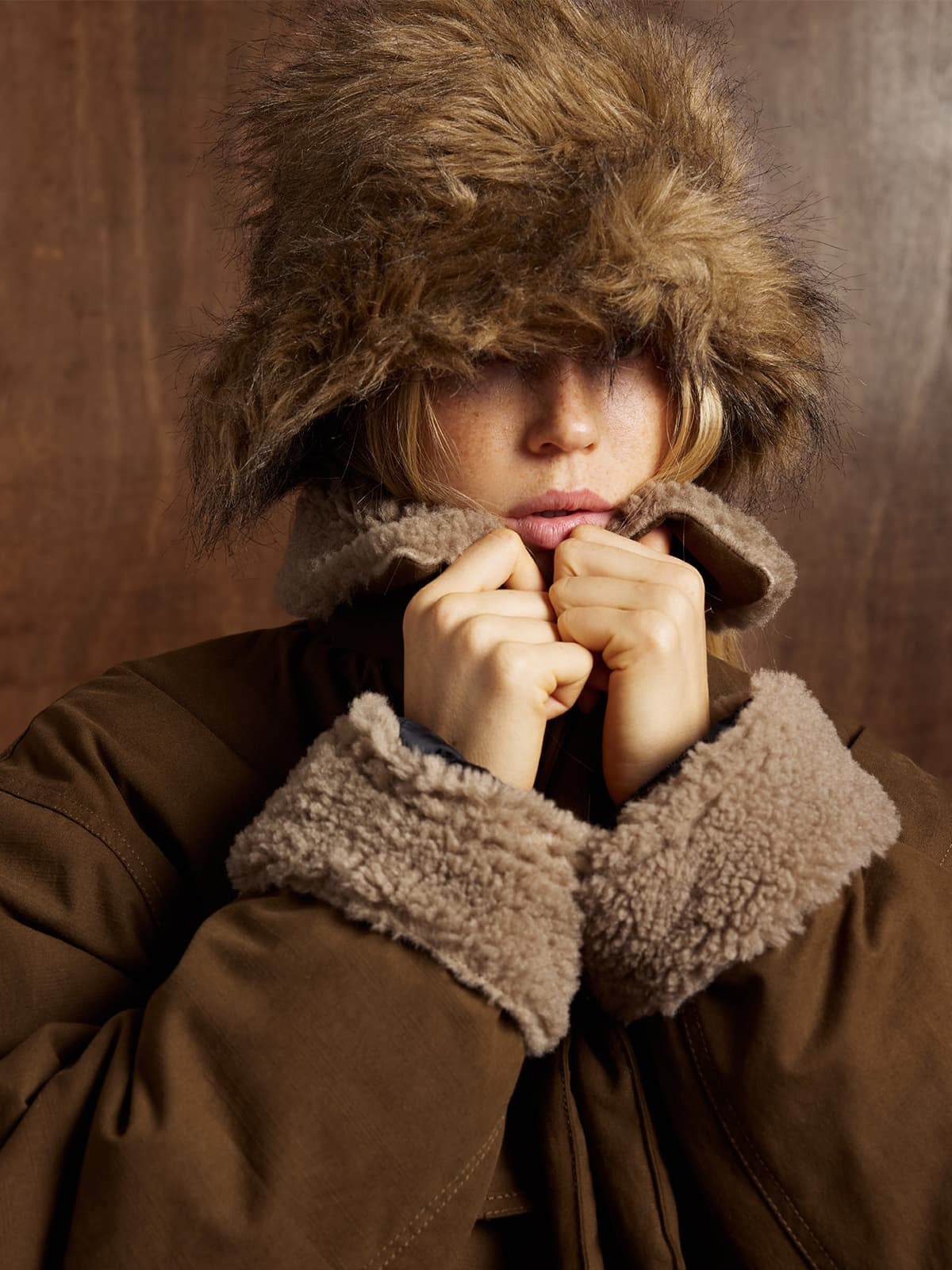 Winter-Ready Corduroy Jacket with Faux Fur Trim for Men