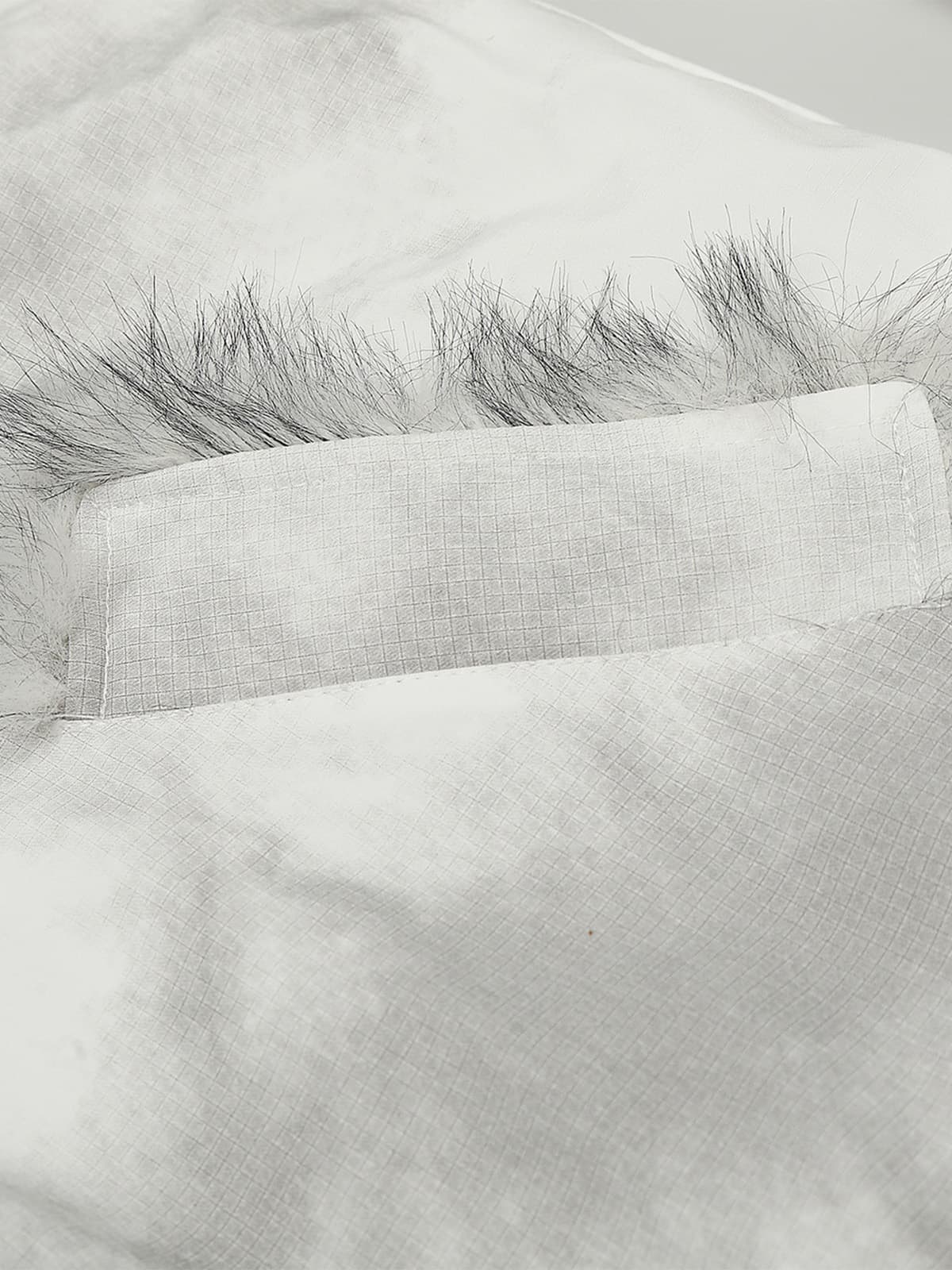 Skull Pattern Knit Sweater for Bold Fashion Statements