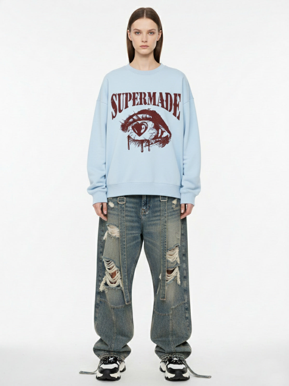 Eye-catching Graphic Crewneck Sweatshirt for Casual Wear