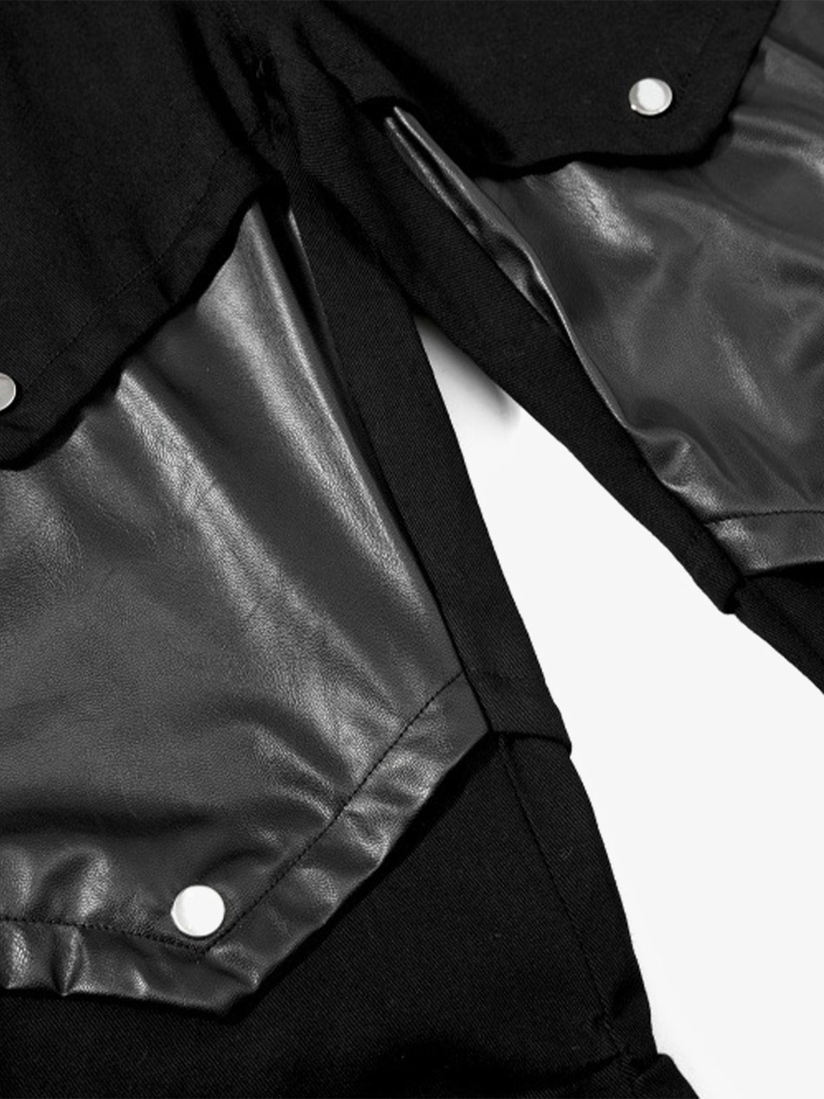 Plaid Jacket with Zipper Detail and Keychain Accessory - Perfect for Casual Outfits