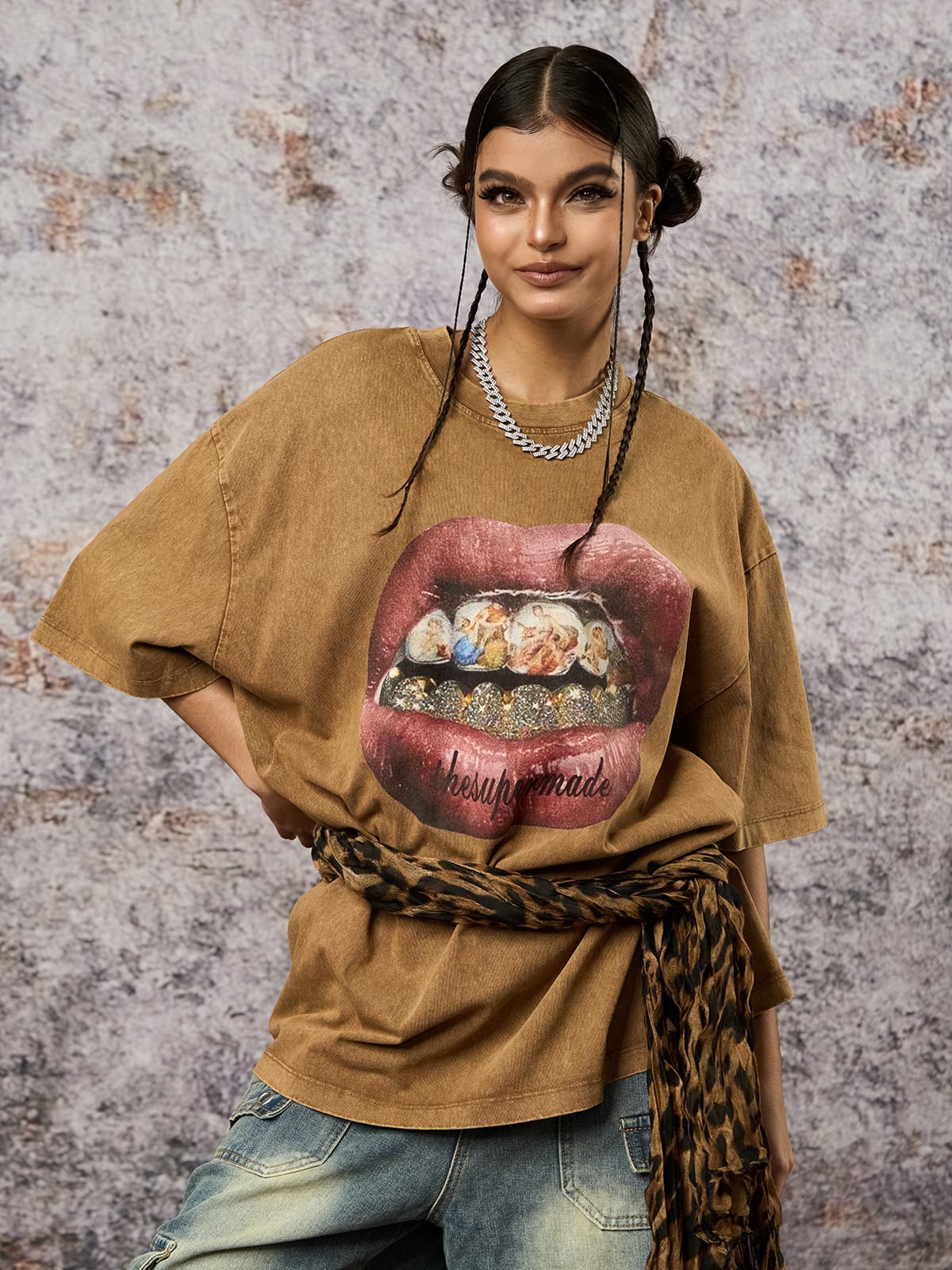 Artistic Lips Graphic T-Shirt