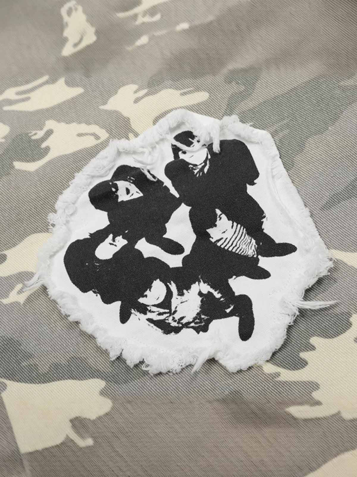 Ripped Applique Embroidered Camouflage Jorts