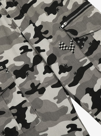 Cotton Camouflage Cargo Pants with Wide Leg and Checkerboard Patches?