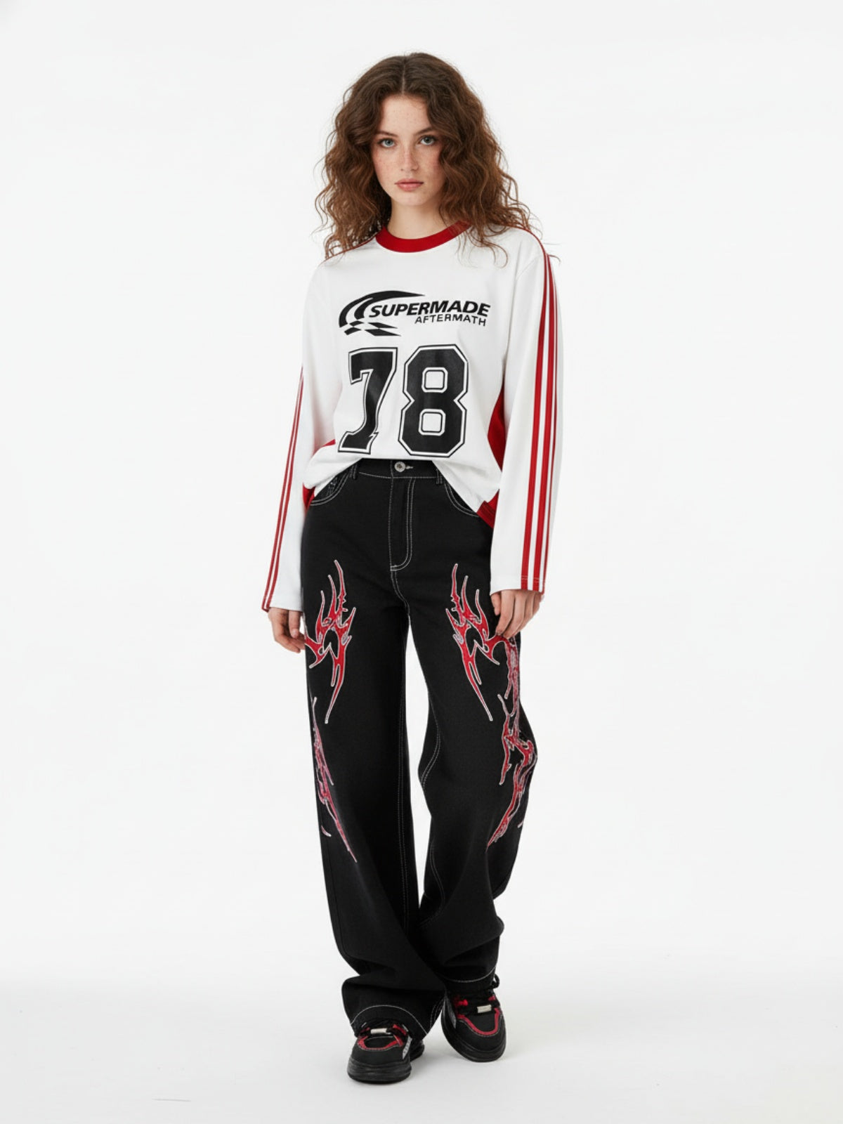 Contrast Flame Embroidered Baggy Jeans - 2364