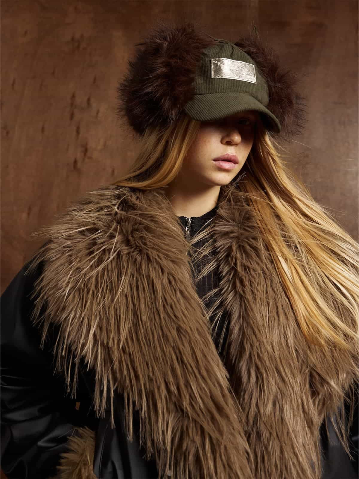 Winter-Ready Corduroy Jacket with Faux Fur Trim for Men 