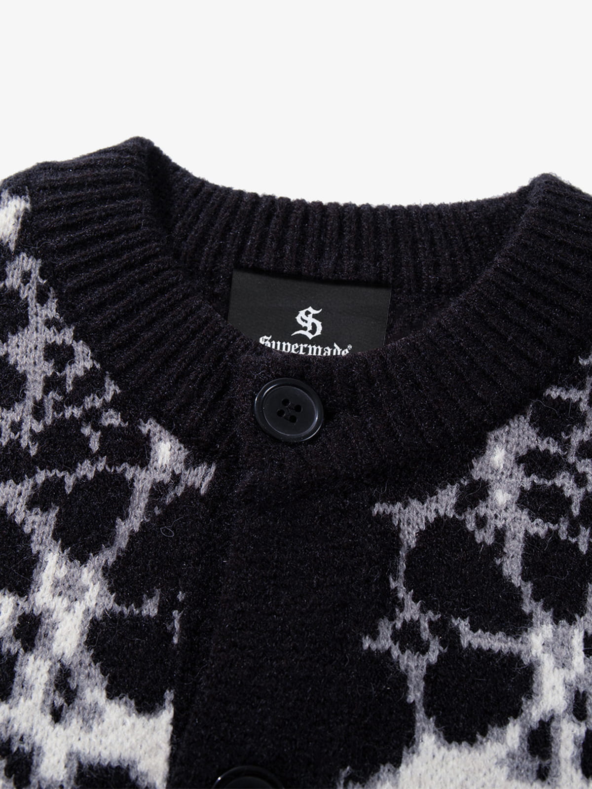 Skull Pattern Knit Sweater for Casual and Fashionable Looks 