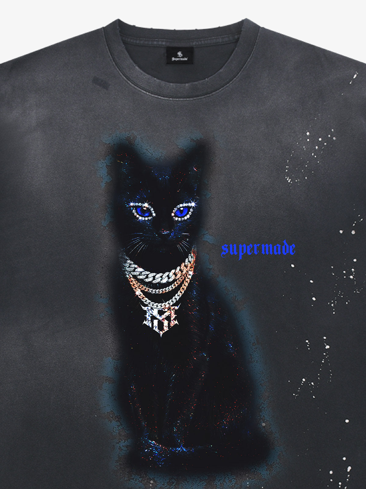 Cotton Black Cat Graphic T-Shirt with Chain Print and Splatter Design?